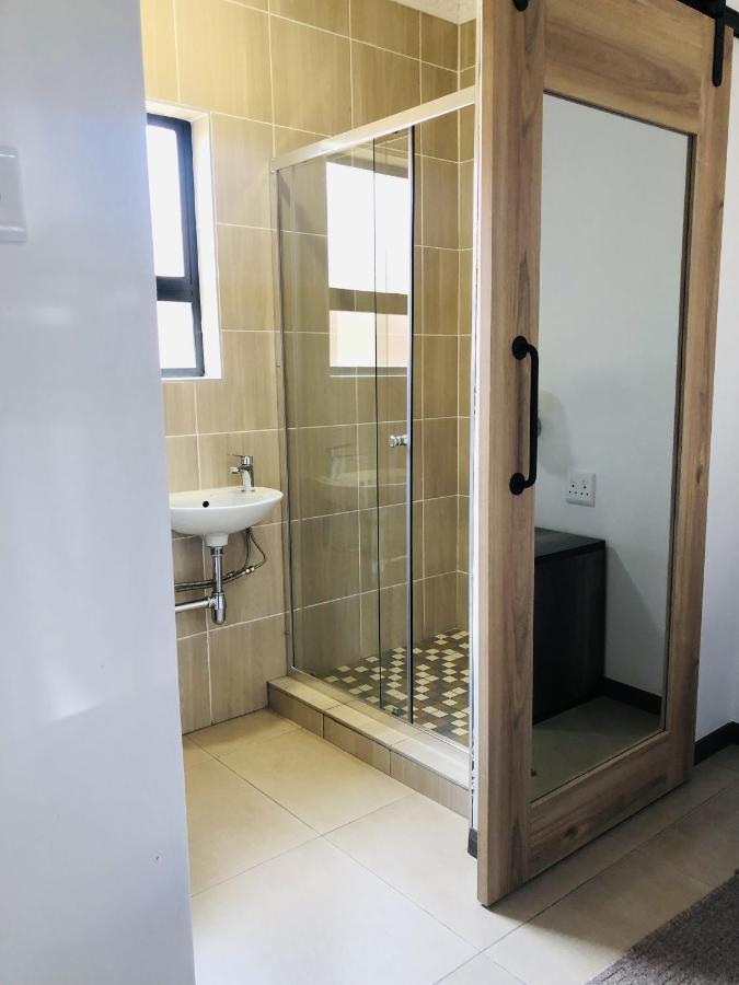 Tranquility Guesthouse Standerton 外观 照片