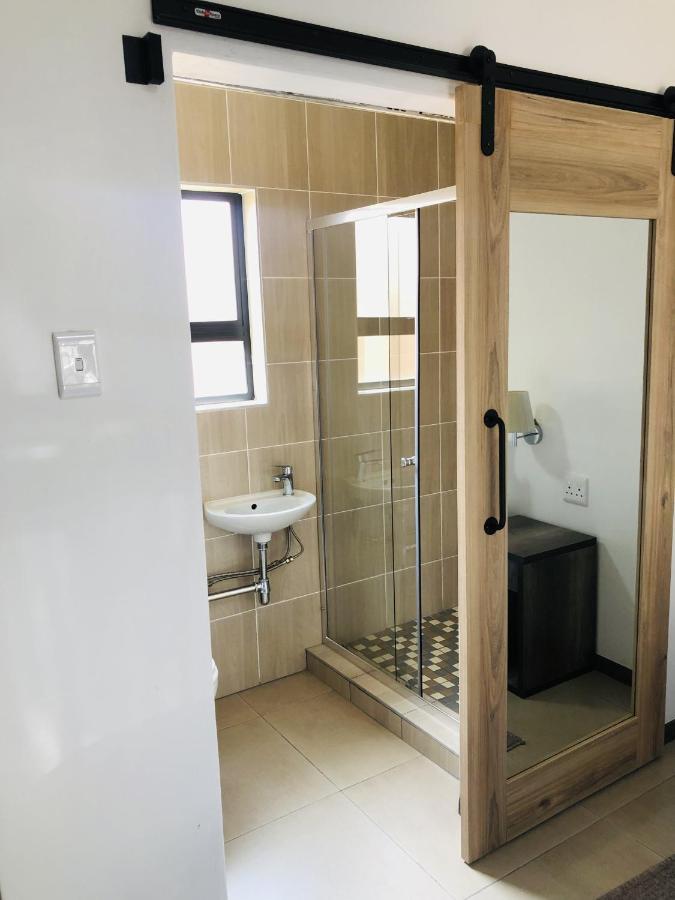Tranquility Guesthouse Standerton 外观 照片