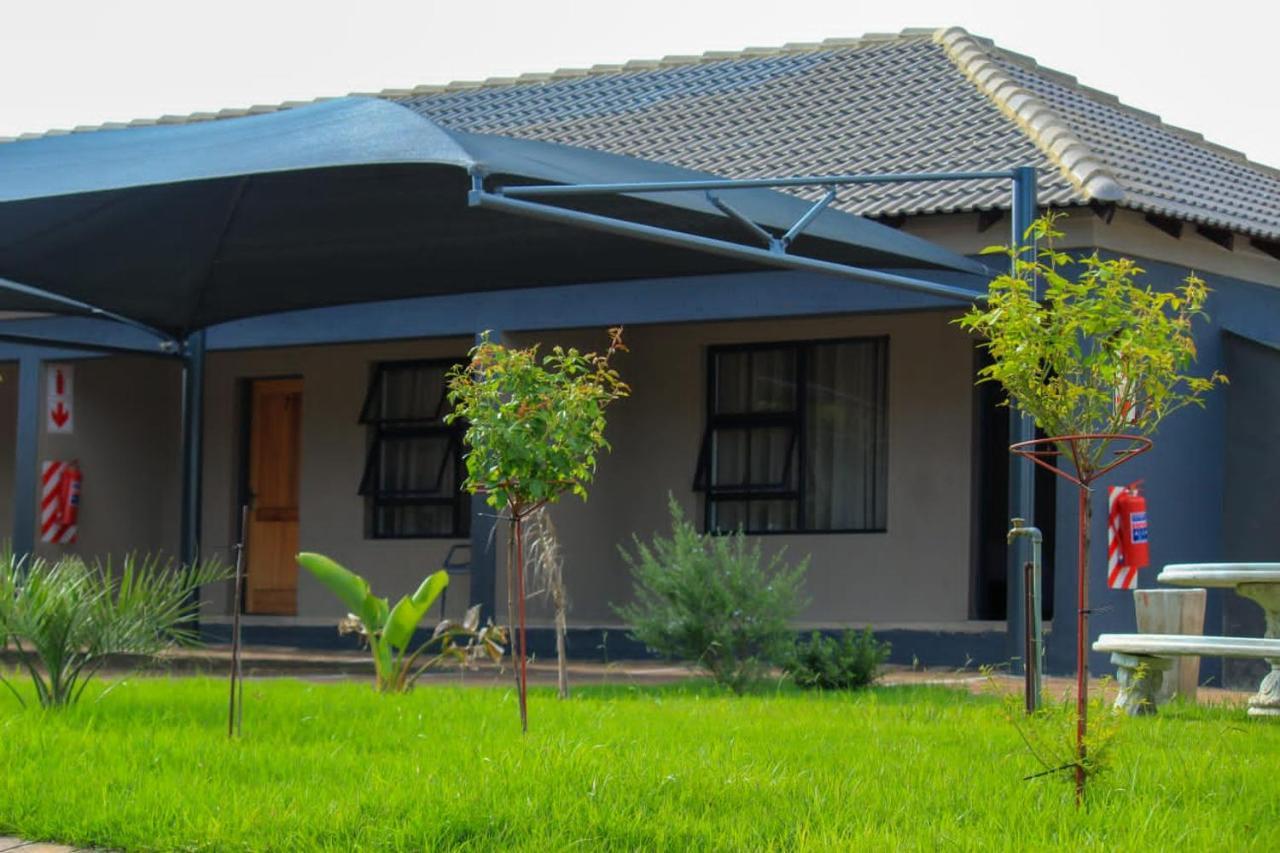 Tranquility Guesthouse Standerton 外观 照片